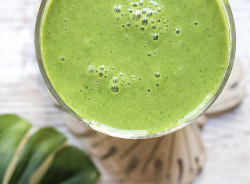 GREEN GLOW PROTEIN SMOOTHIE