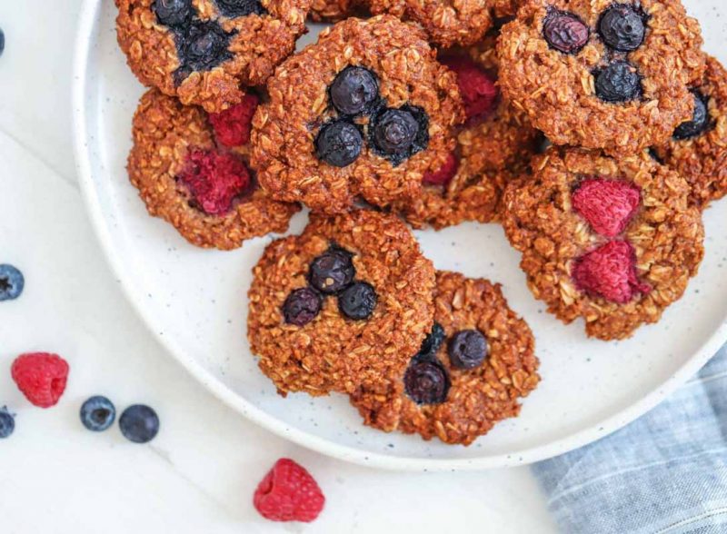 Evie Nutrition - Healthy Recipes - Breakfast-oat-cookies
